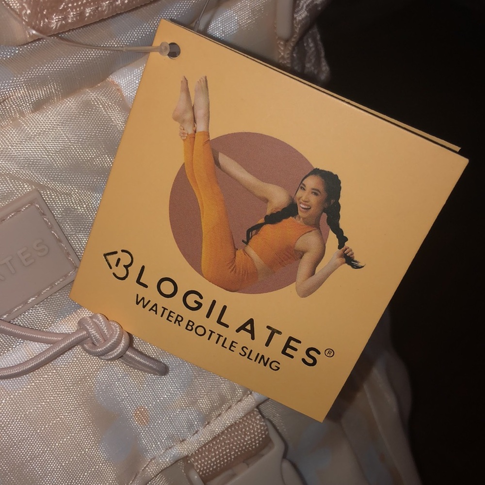 Blogilates water sling bag - Picture 4 of 4